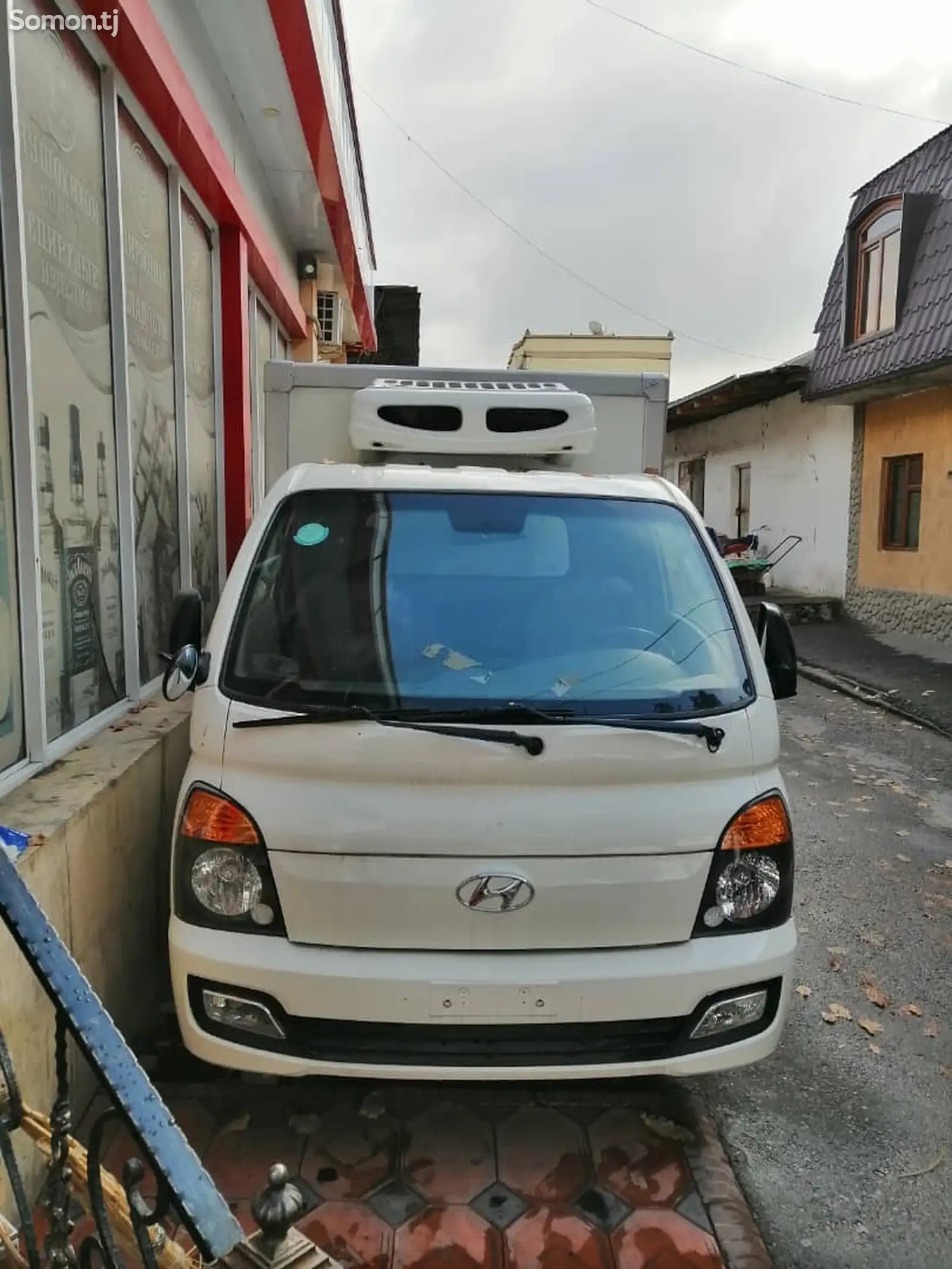 Бортовой автомобиль Hyundai Porter, 2014-1