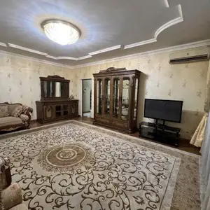 2-комн. квартира, 4 этаж, 100м², Дом печать