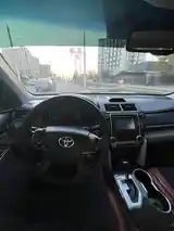 Toyota Camry, 2012-8