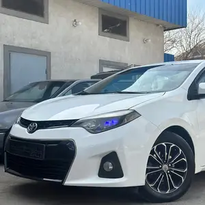 Toyota Corolla, 2015