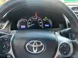 Toyota Camry, 2012-8