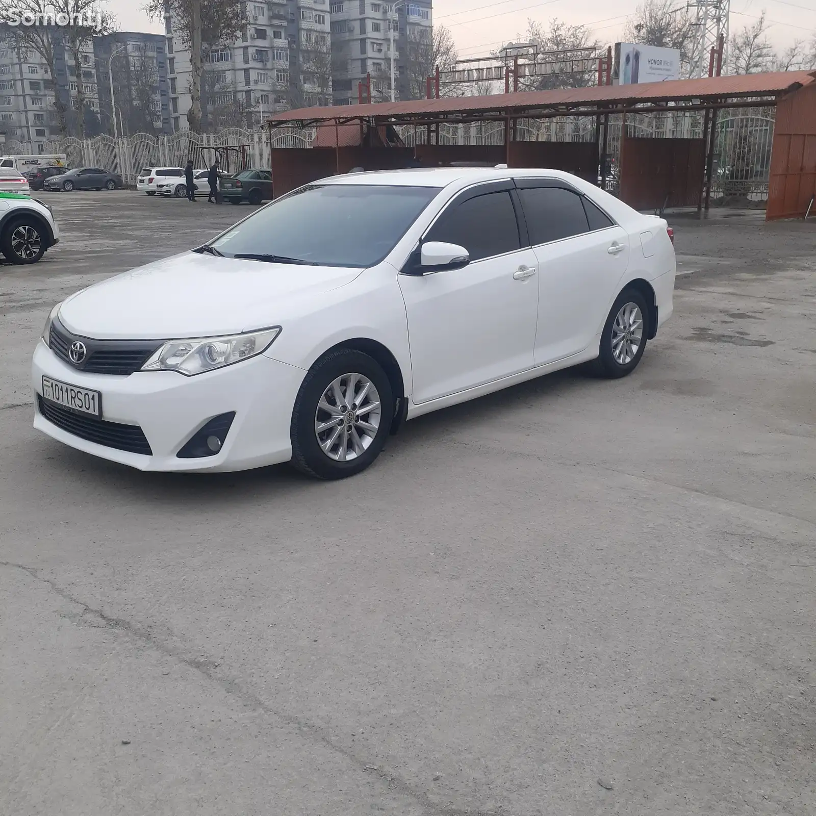 Toyota Camry, 2011-1