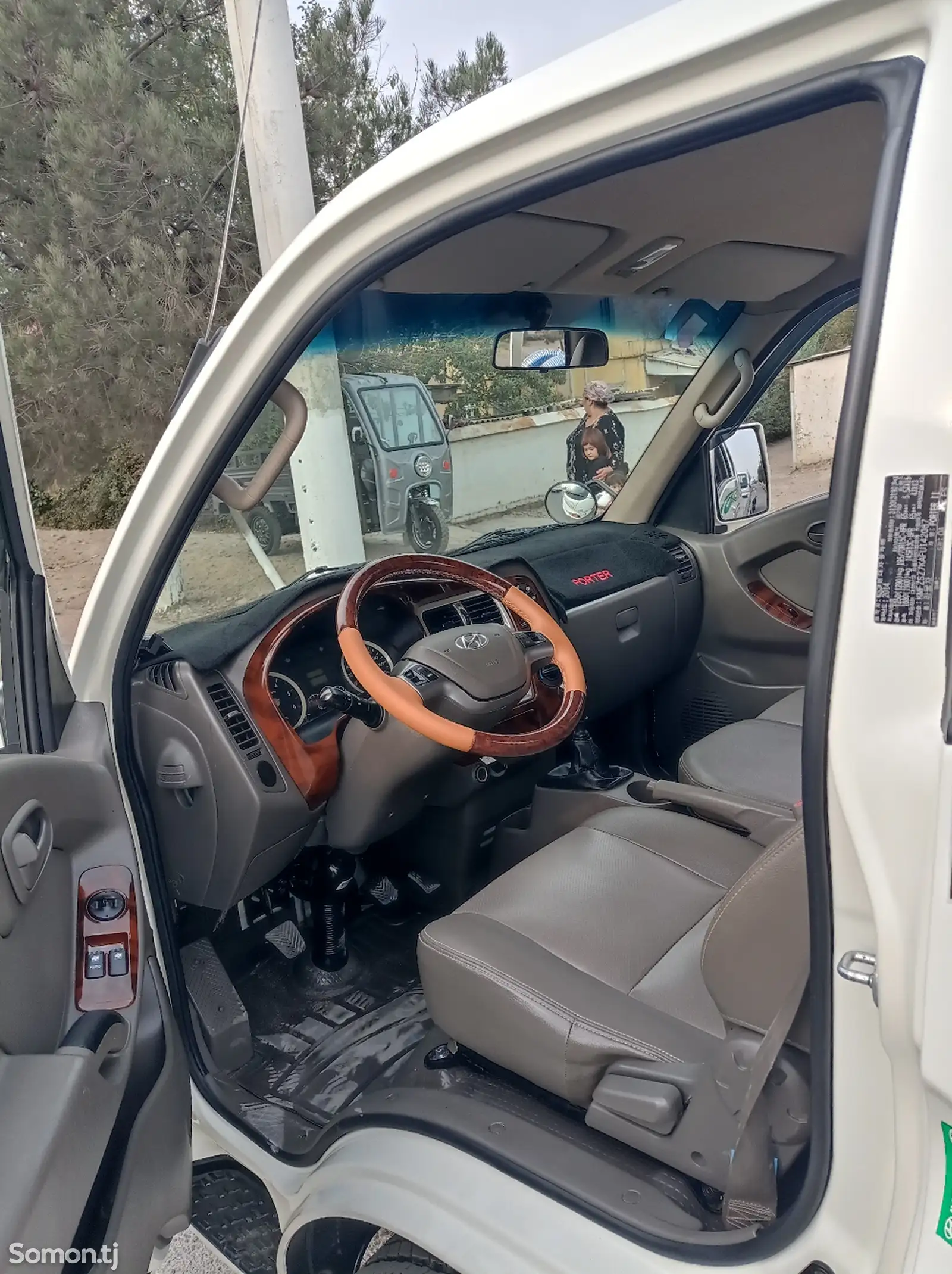 Бортовой автомобиль Hyundai Porter 2, 2015-8