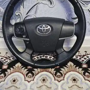 Руль от Toyota Camry