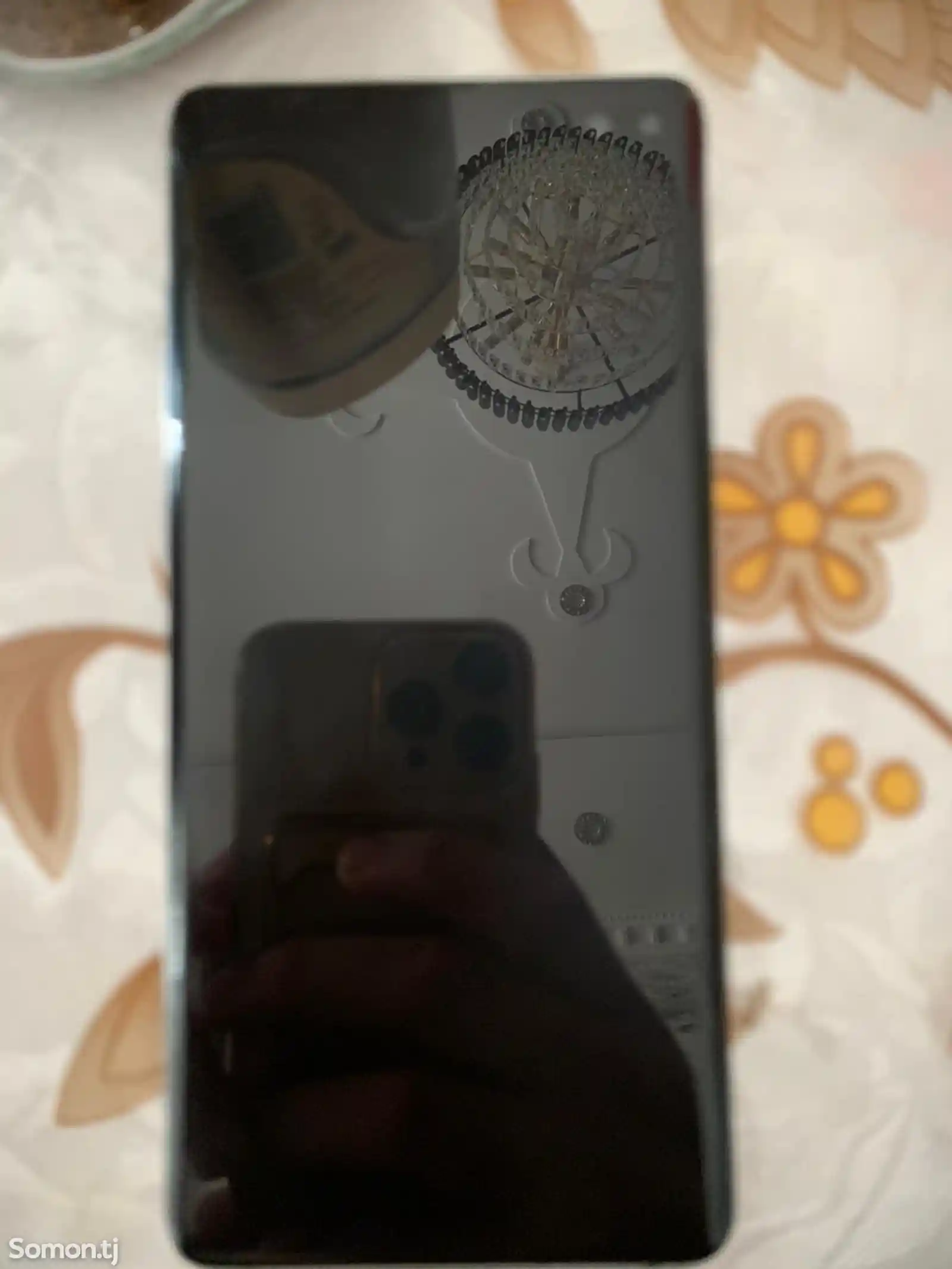 Samsung Galaxy S10 Plus-1