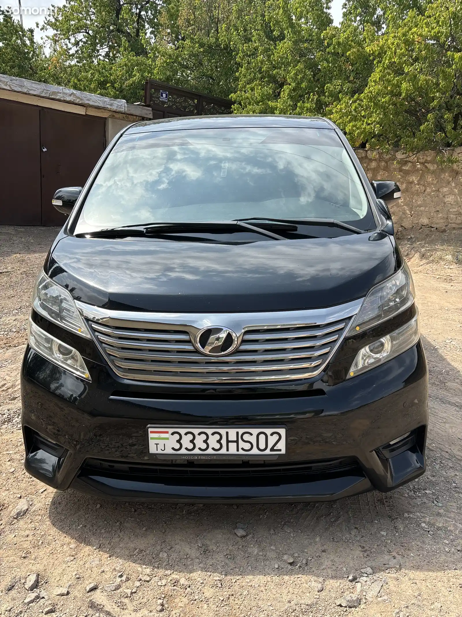 Toyota Vellfire, 2011-1