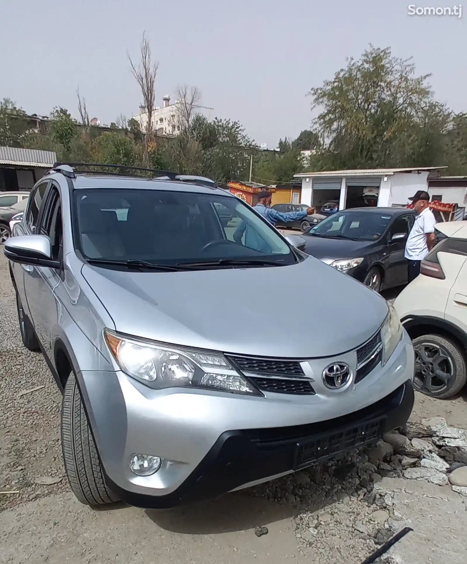 Toyota RAV 4, 2015-1