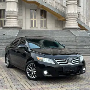 Toyota Camry, 2011