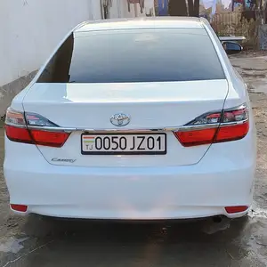 Toyota Camry, 2014