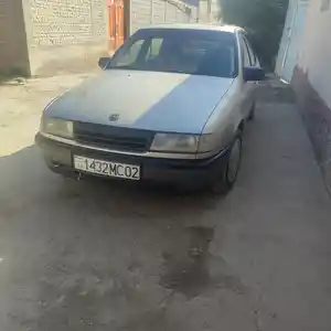 Opel Vectra A, 1990