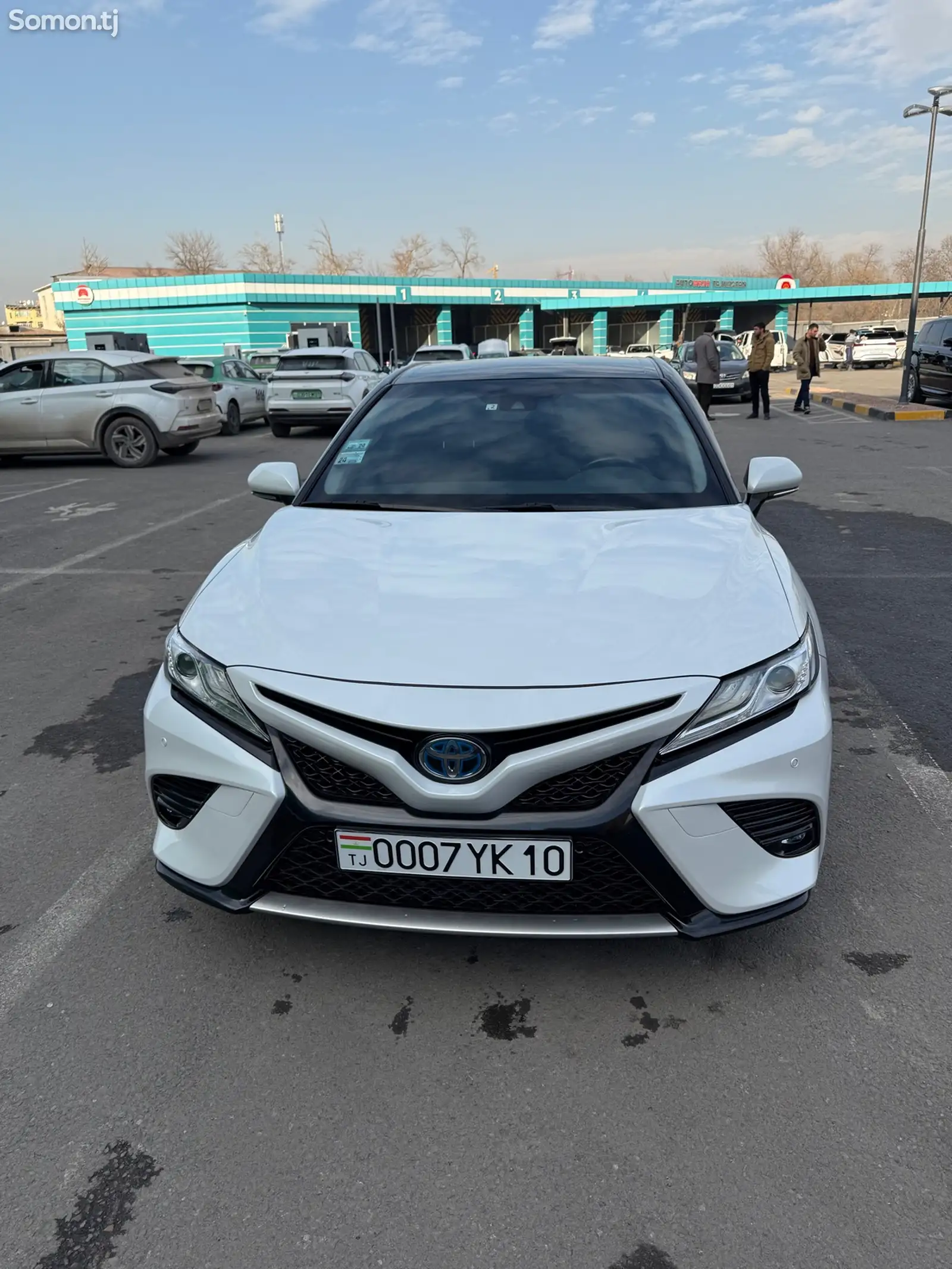 Toyota Camry, 2019-1