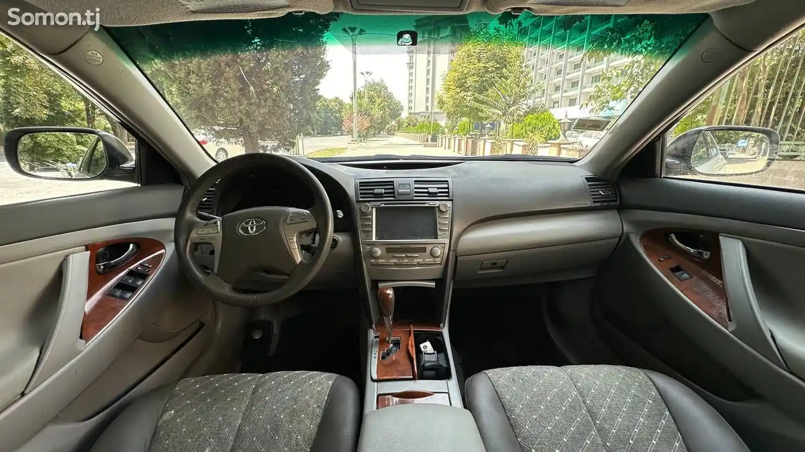 Toyota Camry, 2010-5