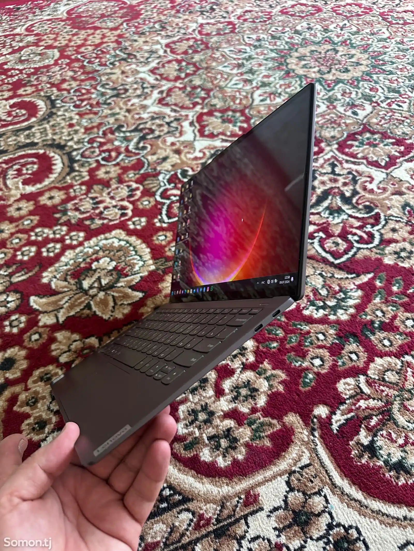 Ноутбук Lenovo-1