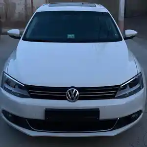 Volkswagen Jetta, 2013