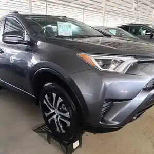 Toyota RAV 4, 2017