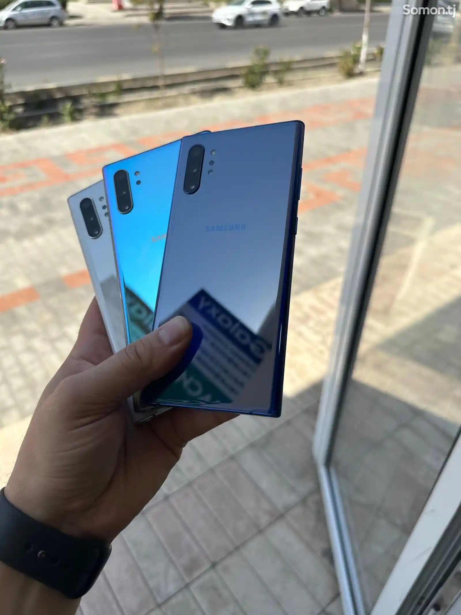 Samsung Galaxy note 10 plus-1