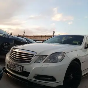 Mercedes-Benz E class, 2012