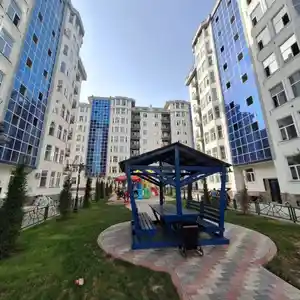 3-комн. квартира, 5 этаж, 106 м², Набережная реки Лучоб, Новая мечеть