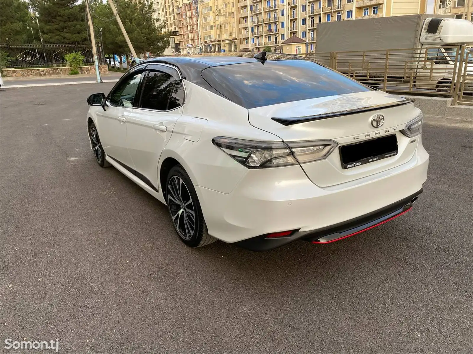 Toyota Camry, 2020-3