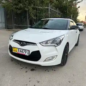 Hyundai Veloster, 2012