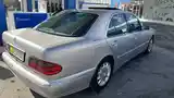 Mercedes-Benz E class, 2001-4