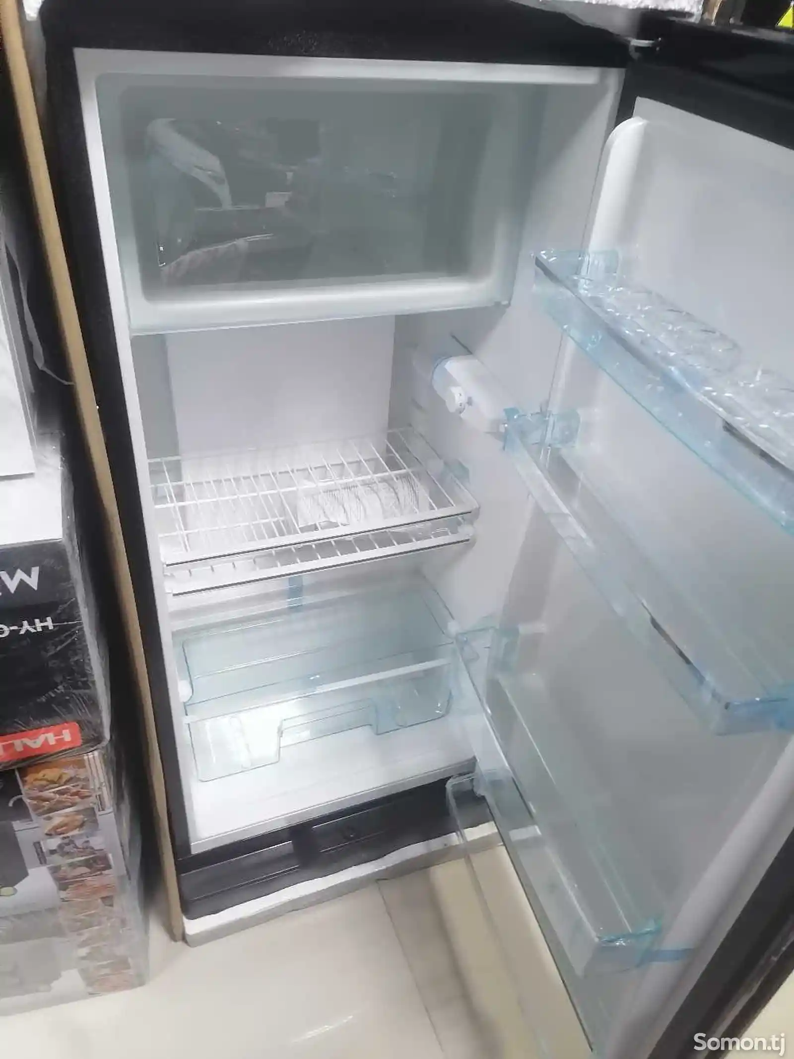Холодильник Dsmart 238-3