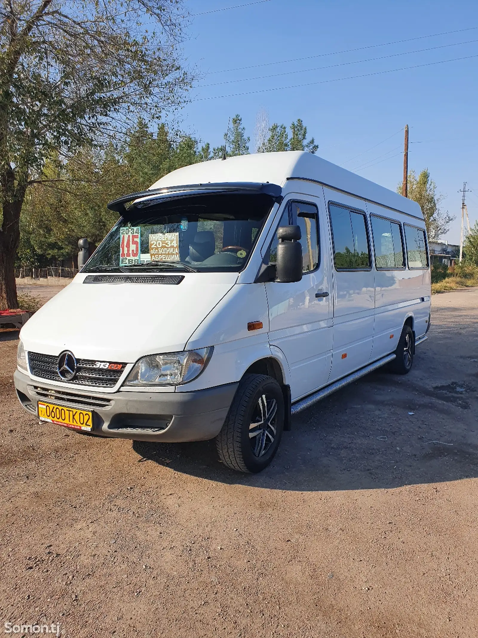 Mercedes benz sprinter-2