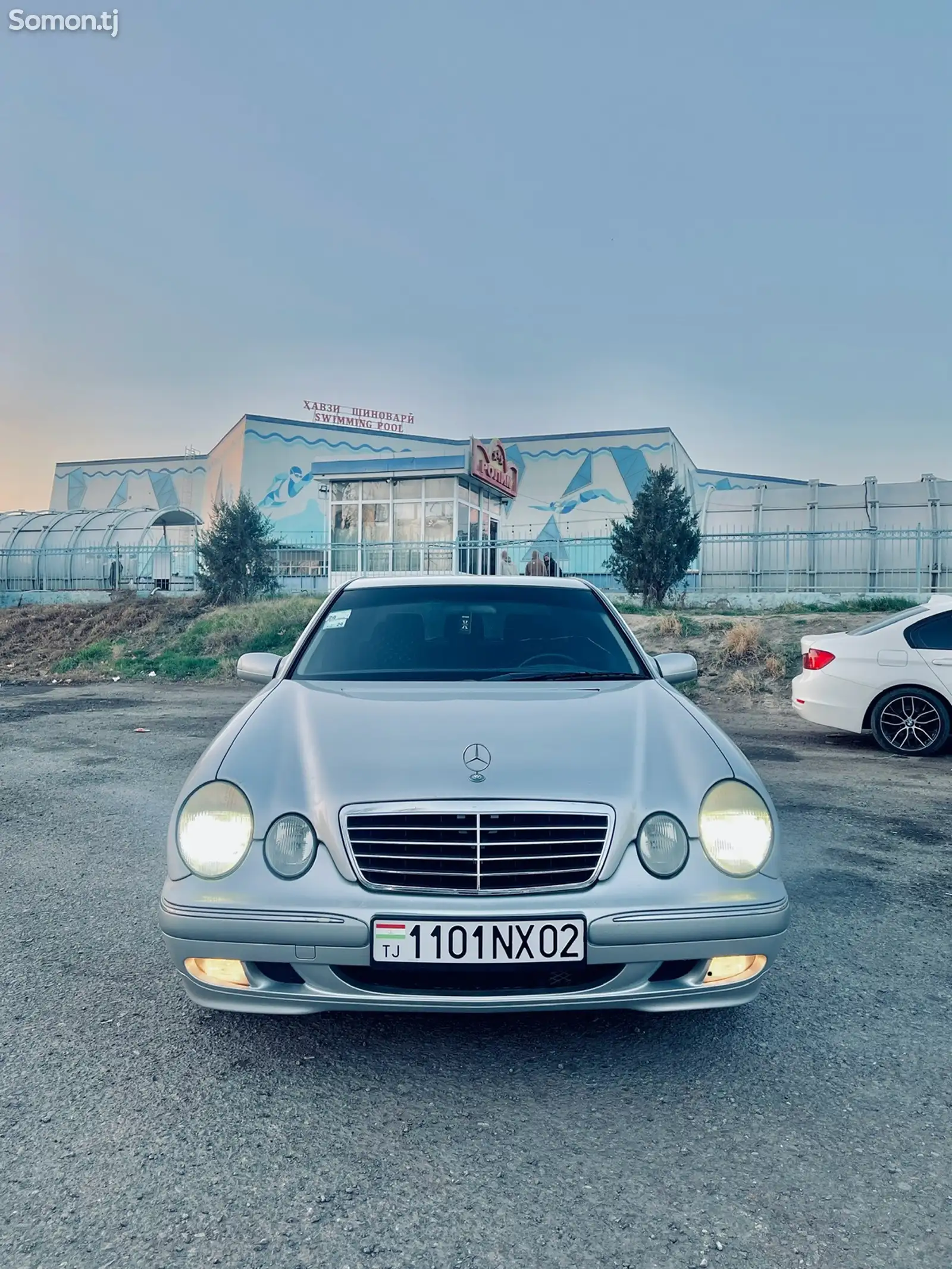 Mercedes-Benz E class, 2000-1