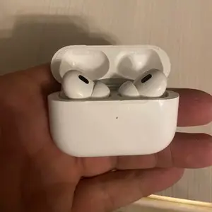 Наушники AirPods pro