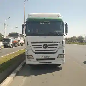 Бортовой грузовик Mercedes Actros 2008