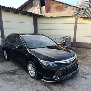 Toyota Camry, 2015