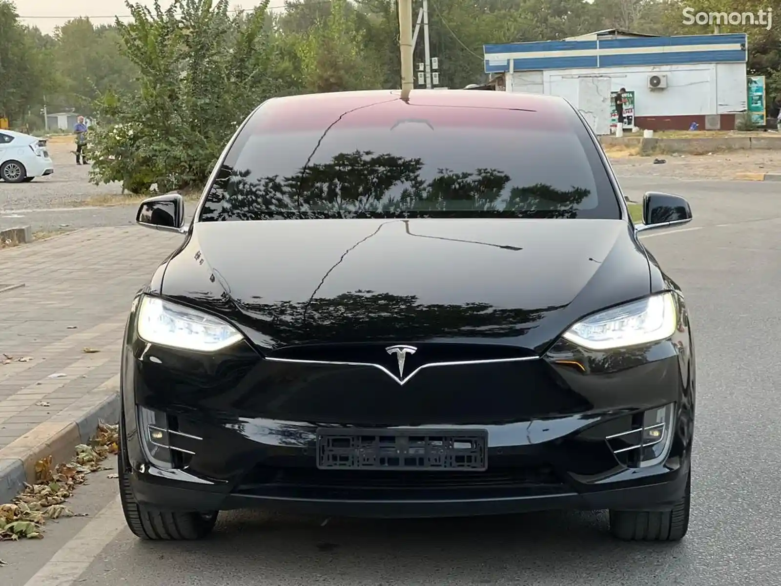 Tesla Model X, 2018-2