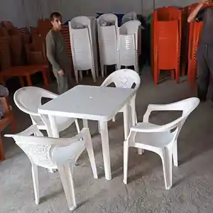 Стол со стульями комплект