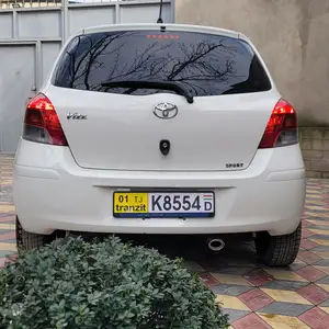 Toyota Vitz, 2009