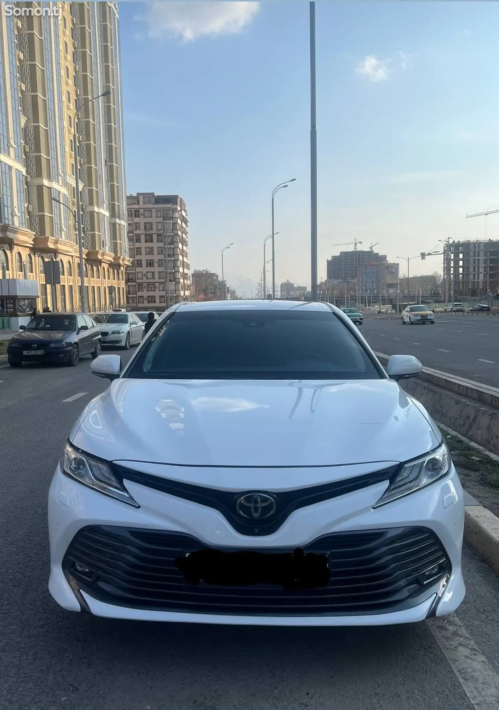 Toyota Camry, 2020-1