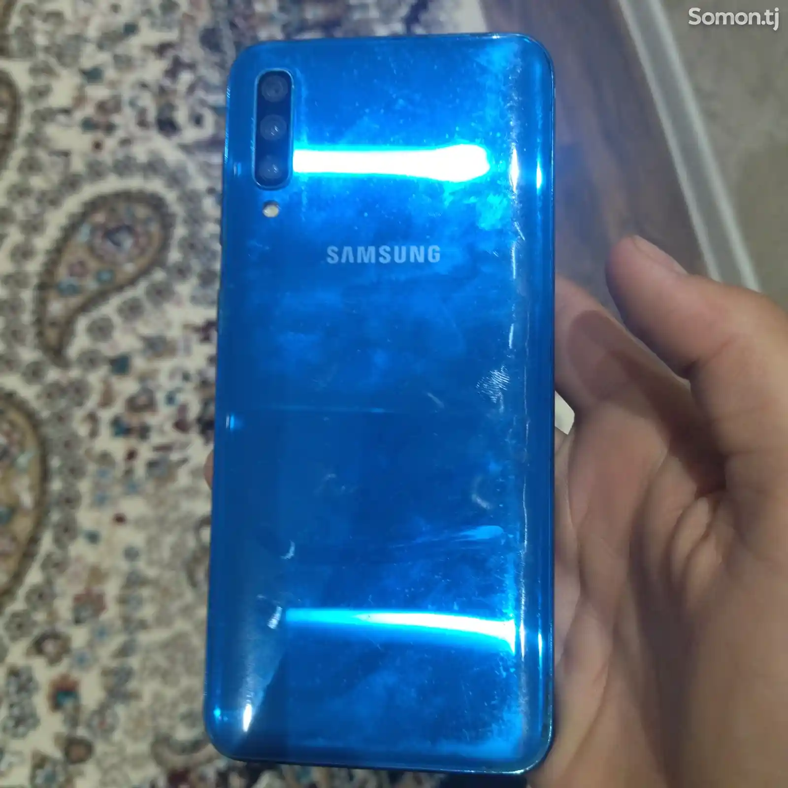 Samsung Galaxy A50-2