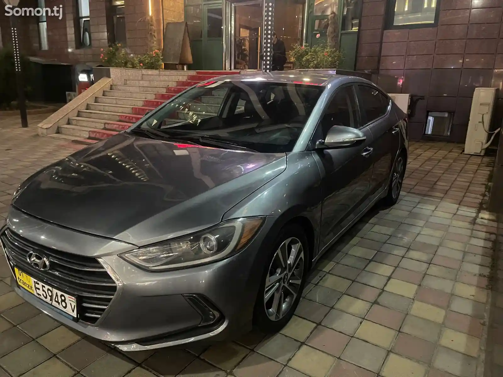 Hyundai Elantra, 2017-1