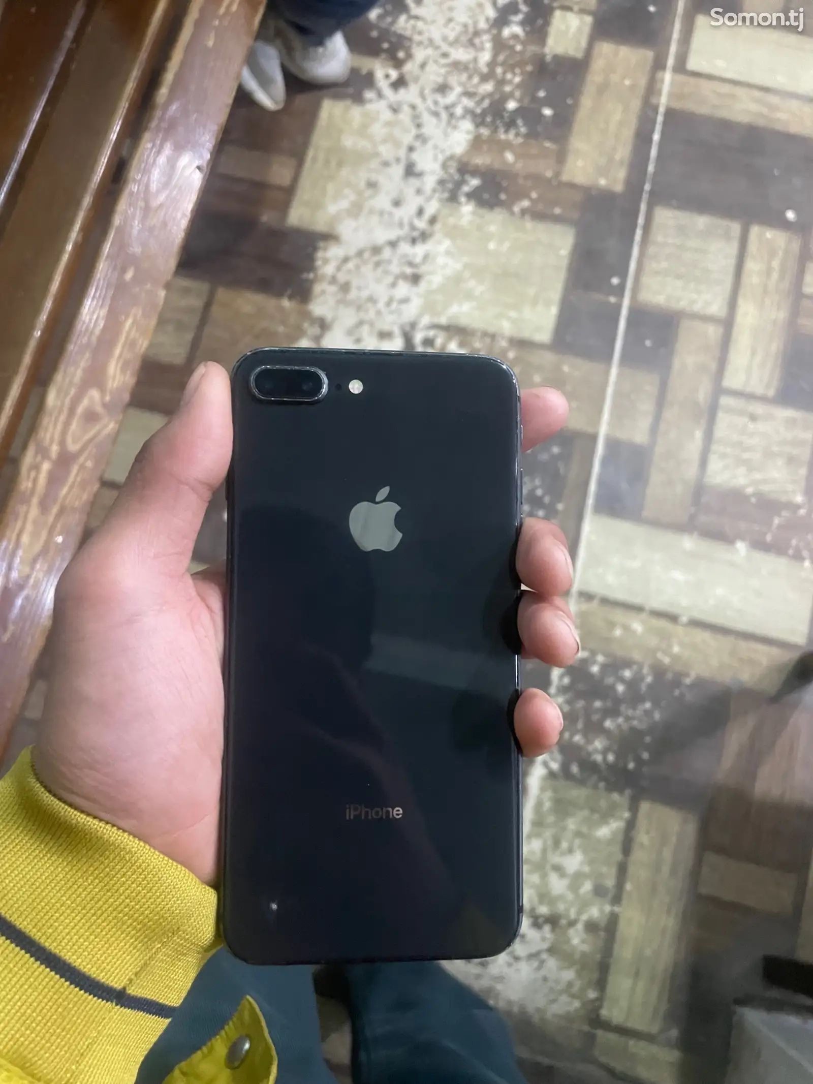 Apple iPhone 8 plus, 64 gb, Silver-1