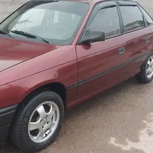 Opel Astra F, 1992