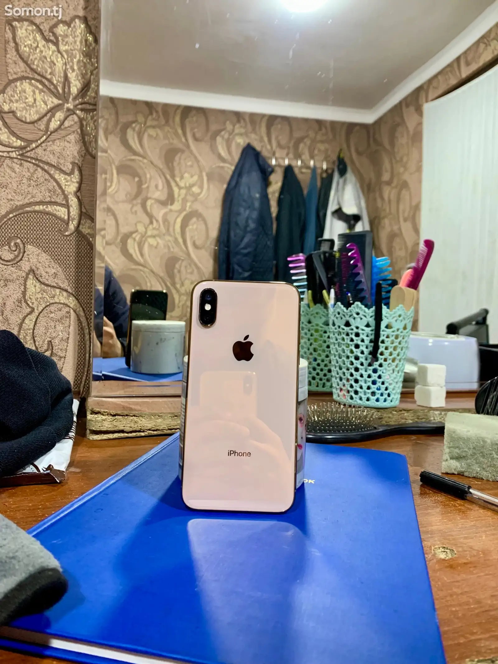 Apple iPhone Xs, 256 gb, Gold-1