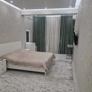 2-комн. квартира, 4 этаж, 70 м², 46мкр