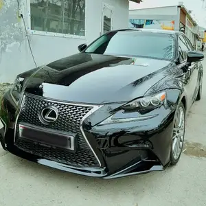 Lexus IS series, 2015