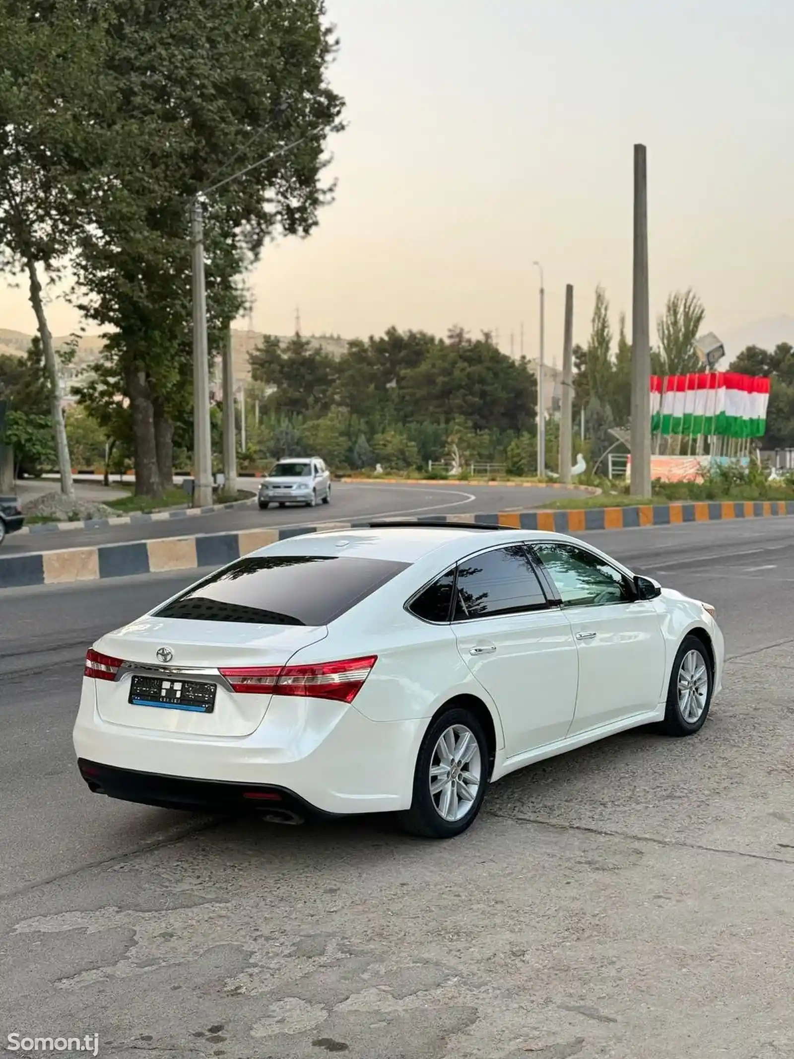 Toyota Avalon, 2013-4