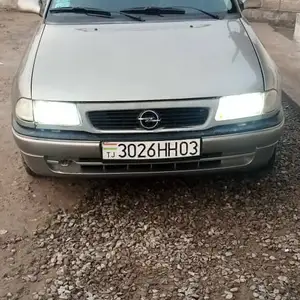 Opel Astra F, 1995