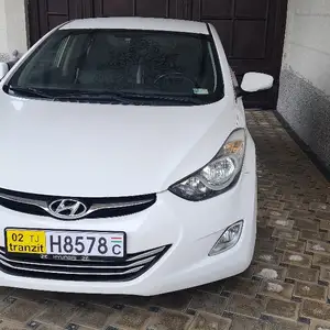 Hyundai Avante, 2012