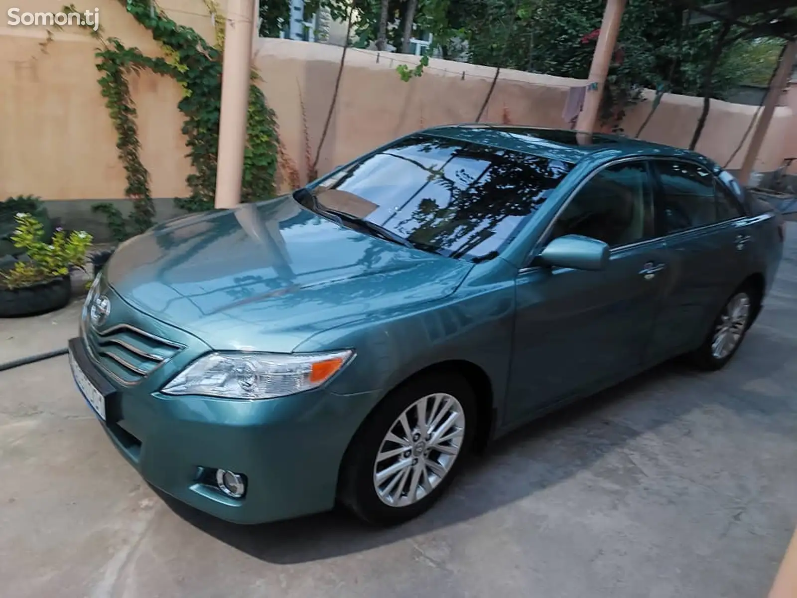 Toyota Camry, 2010-1