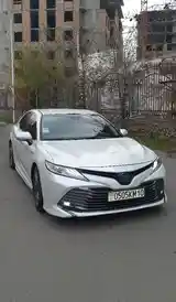 Toyota Camry, 2018-3