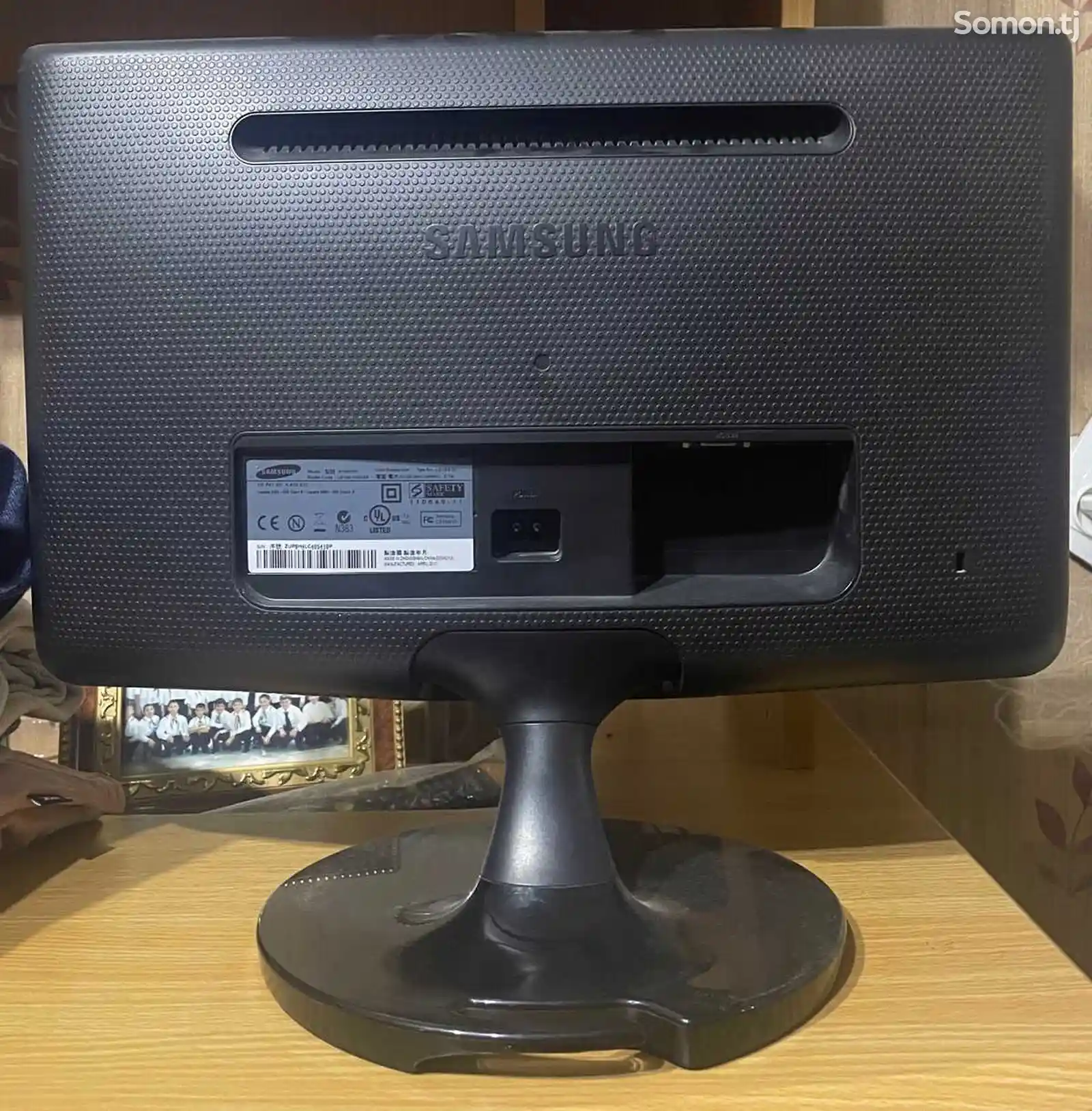 Монитор Samsung-2