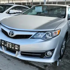 Toyota Camry, 2013