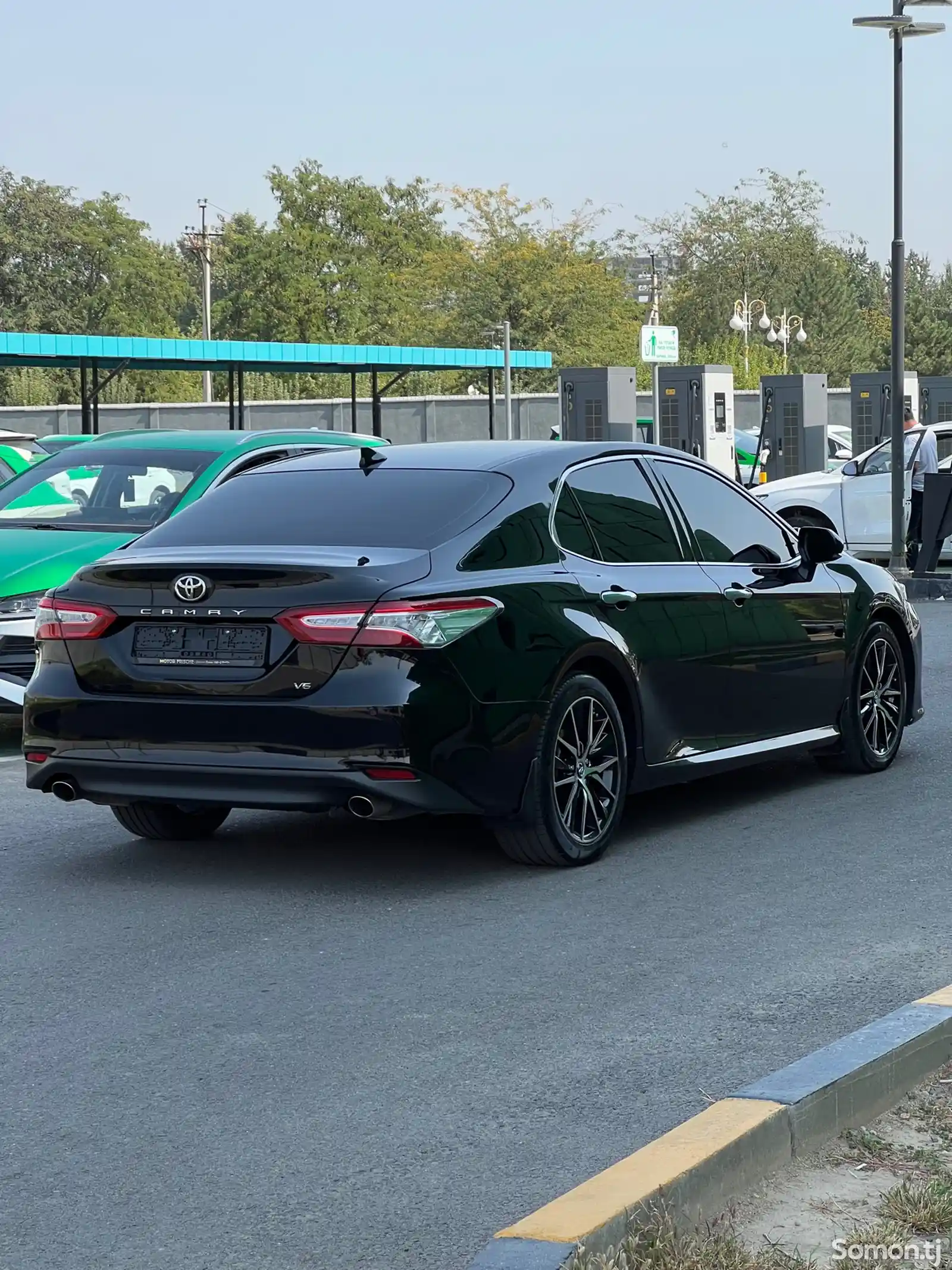 Toyota Camry, 2019-1